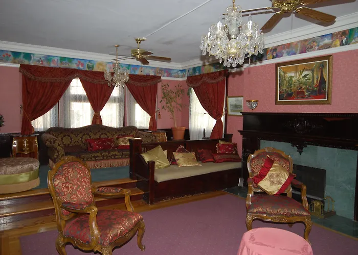 Rose Garden Inn