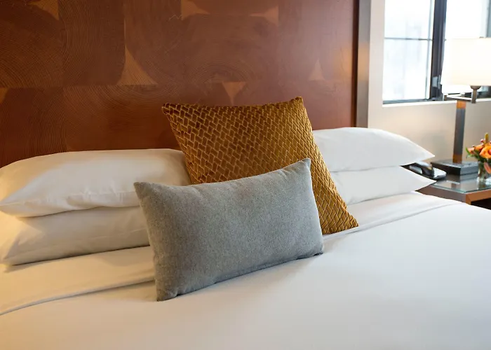 The Paramount Hotel Portland