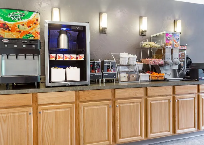Super 8 By Wyndham Bremerton