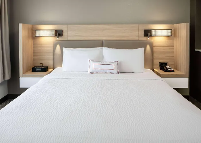 Sonesta Select Nashville Airport Suites