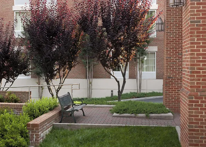 Courtyard By Marriott Charlottesville - University Medical Center