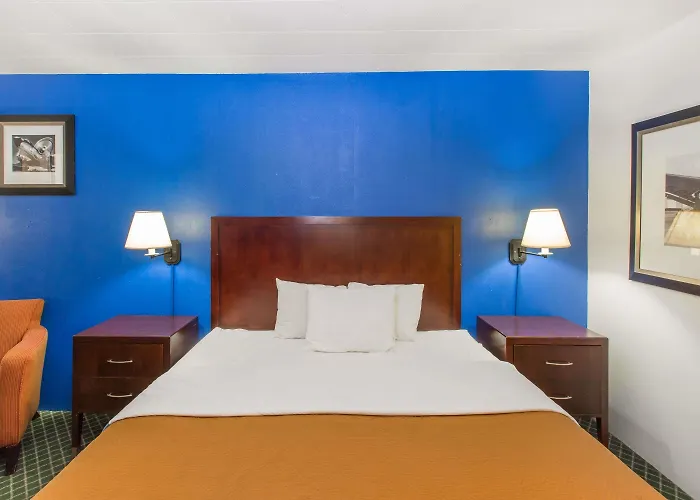 Travelodge By Wyndham Great Bend