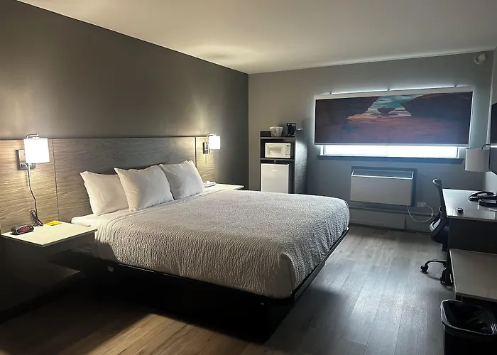 Days Inn & Suites By Wyndham Summerside