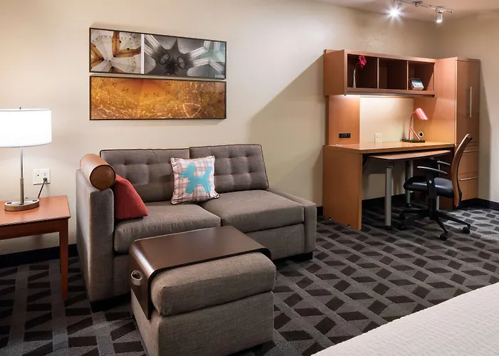 Sonesta Simply Suites Seattle Renton