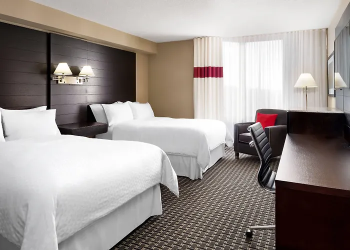 Four Points By Sheraton Mississauga Meadowvale