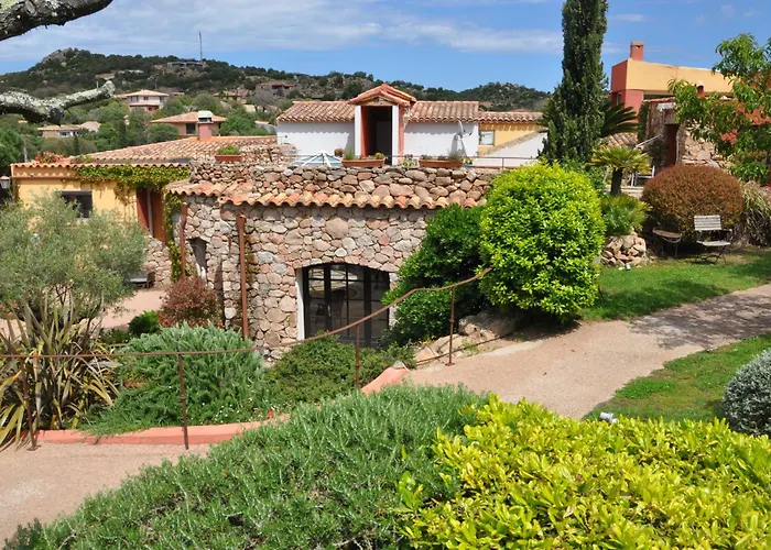 Le Roc E Fiori Hotel - Teritoria