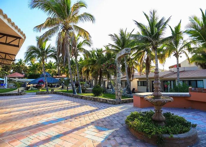 Buena Vista Oceanfront & Hot Springs Resort