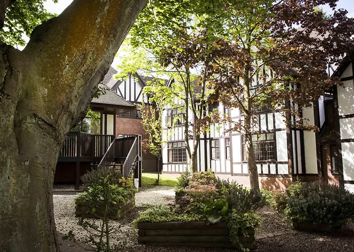 Hogarths Stone Manor