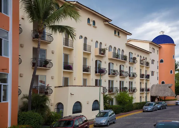 Flamingo Vallarta Hotel & Marina