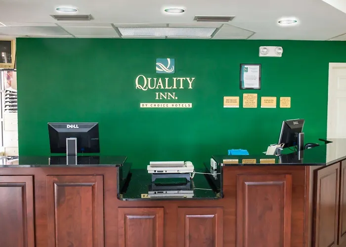 Quality Inn Chipley I-10 At Exit 120