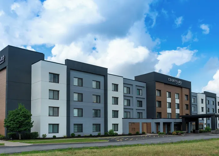 Courtyard By Marriott Buffalo Amherst/University