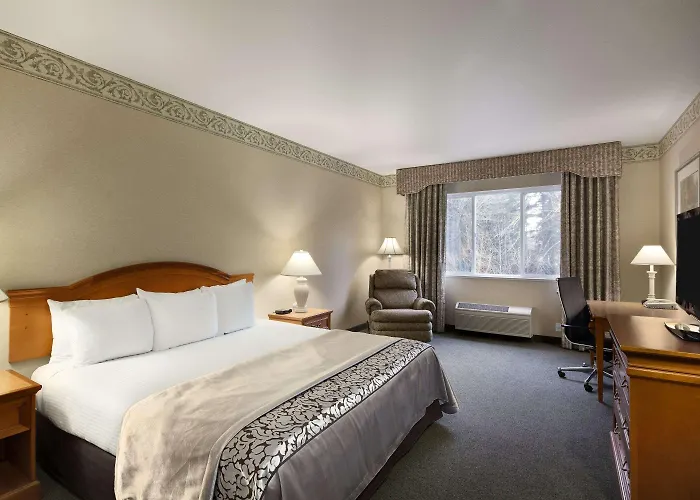 Ramada By Wyndham Olympia