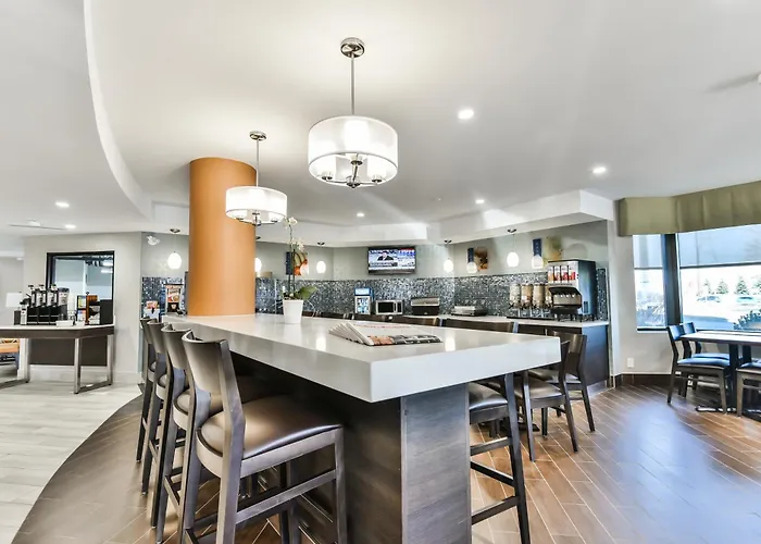 Best Western Plus Cambridge Hotel