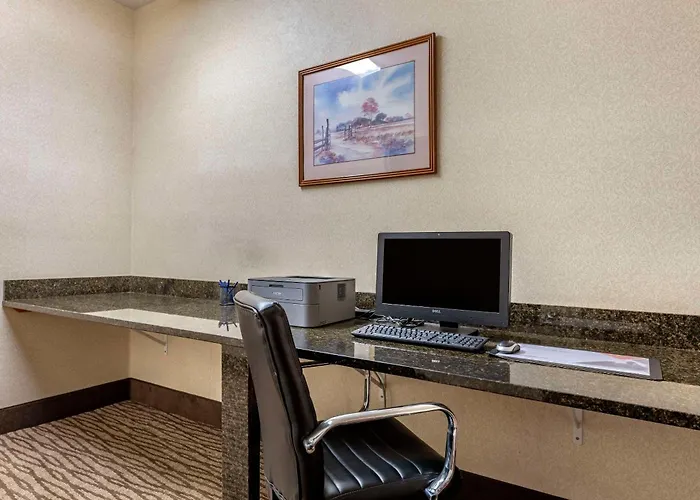 Comfort Suites Castle Rock - Denver South