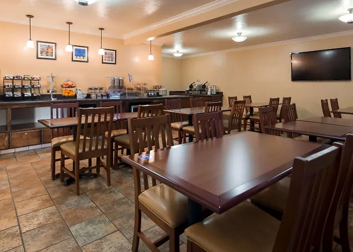 Best Western Salinas Valley Inn & Suites
