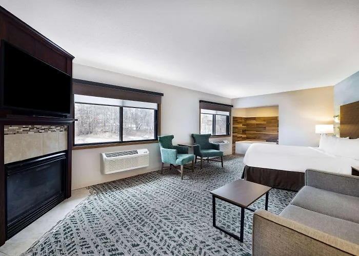 Americinn By Wyndham Duluth South Black Woods Event Center