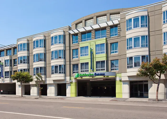 Holiday Inn Express Hotel & Suites Fisherman'S Wharf By Ihg