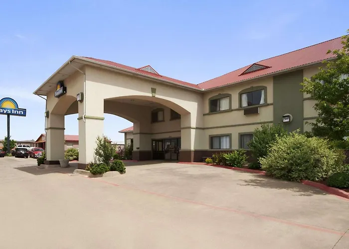 Days Inn By Wyndham Childress