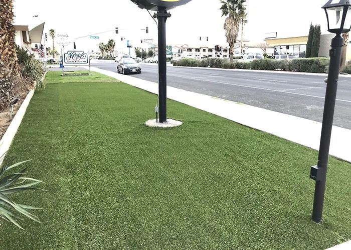 Super 8 By Wyndham Ridgecrest