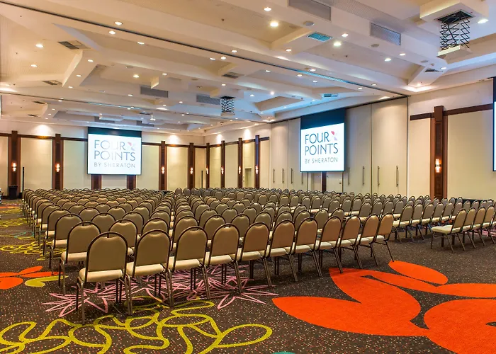 Qoya Hotel Curitiba, Curio Collection By Hilton