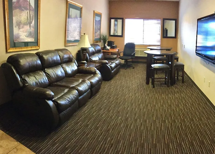 Baymont By Wyndham Tucson Airport