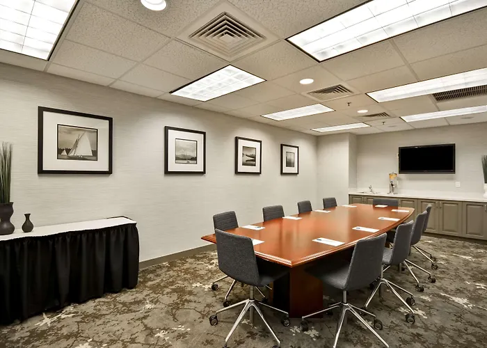 Homewood Suites By Hilton - Oakland Waterfront