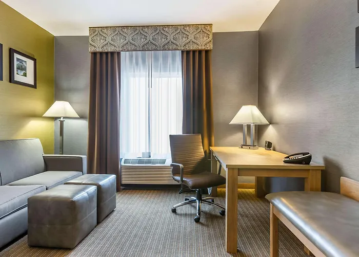 Comfort Suites Southgate-Detroit