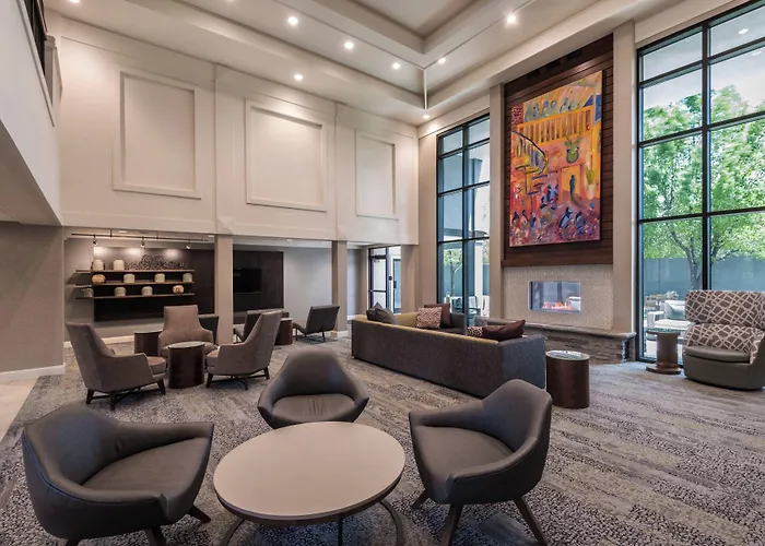 Courtyard By Marriott Reno