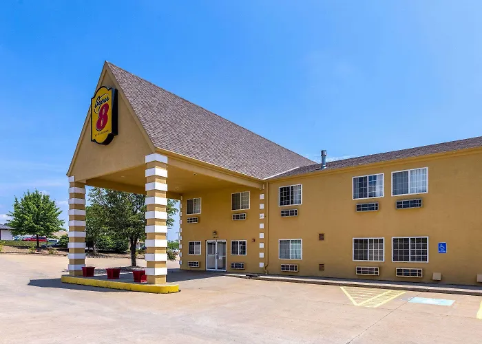 Super 8 By Wyndham De Soto