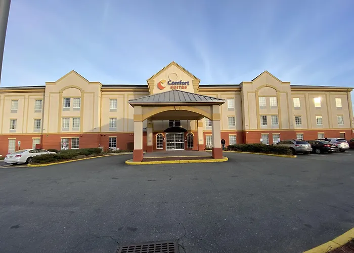 Comfort Suites Newark - Harrison