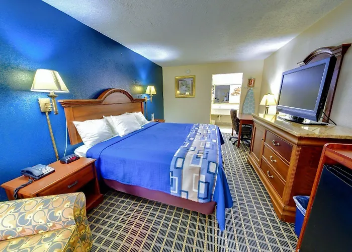 Dahlonega Mountain Inn