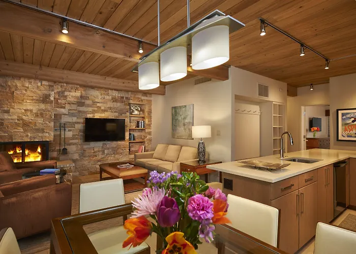 Aspen Square Condominium Hotel