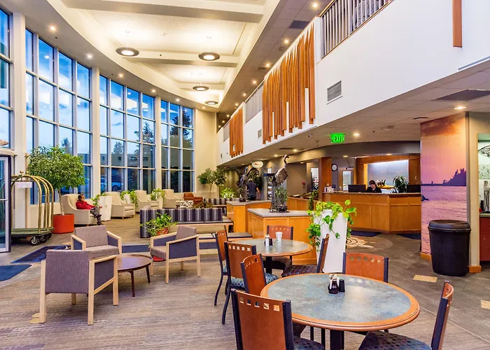 Dimond Center Hotel