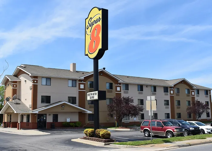 Super 8 By Wyndham Newport News/Jefferson Ave.