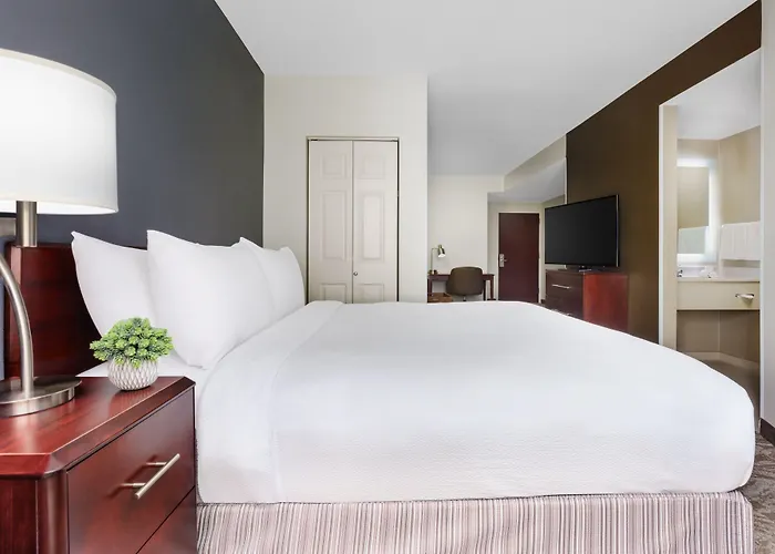 Springhill Suites By Marriott Manchester-Boston Regional Airport