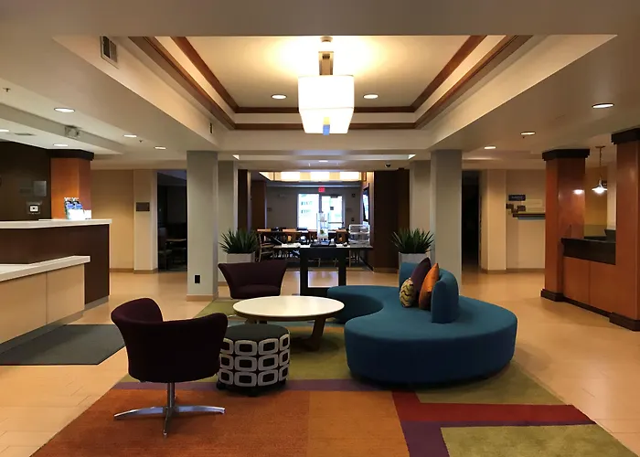 Comfort Inn & Suites Ankeny - Des Moines