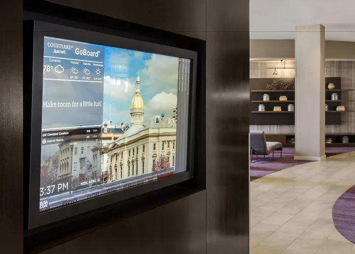 Courtyard By Marriott Newark Elizabeth