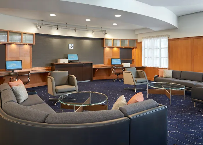 Courtyard By Marriott Toronto Markham