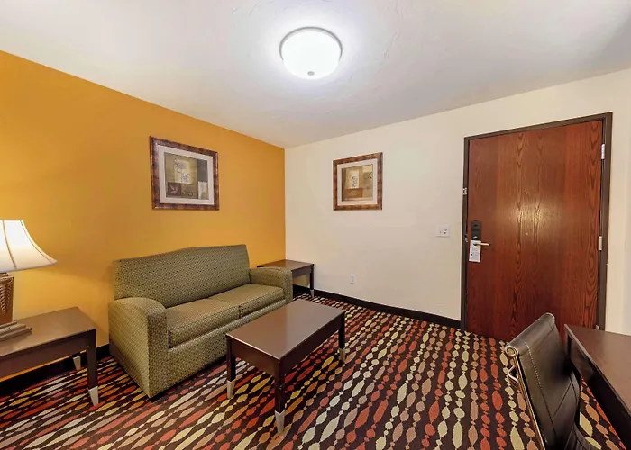Best Western Greentree Inn & Suites