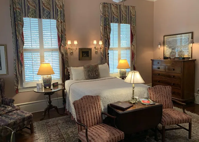 1842 Inn