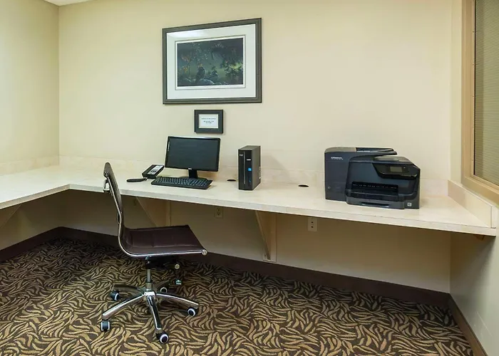 Comfort Inn & Suites