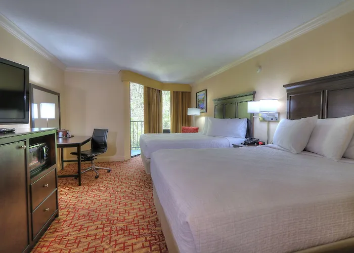 Edgewater Hotel And Conference Center