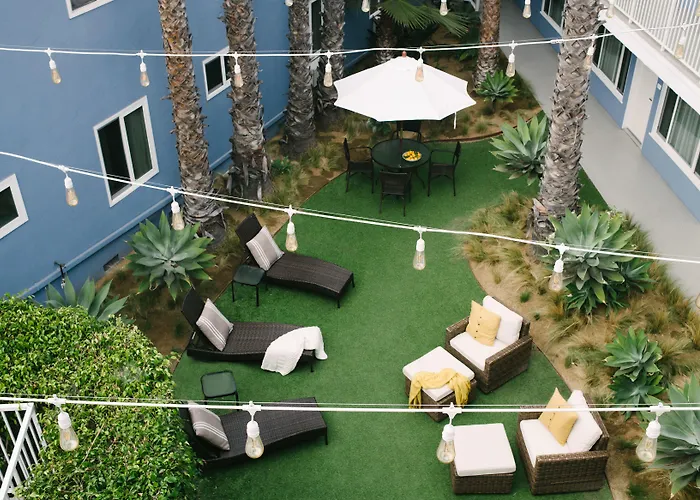 Bayside Hotel