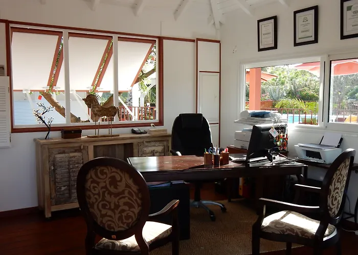 Palm Court Residence At Orient Bay -4 Stars