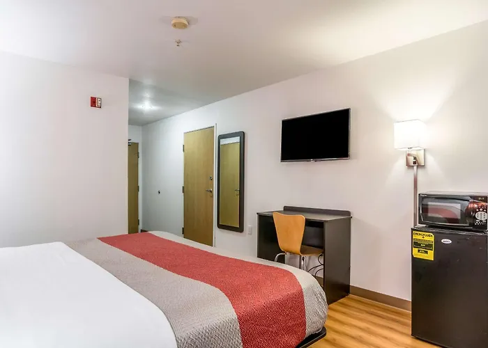 Motel 6-Barkeyville, Pa