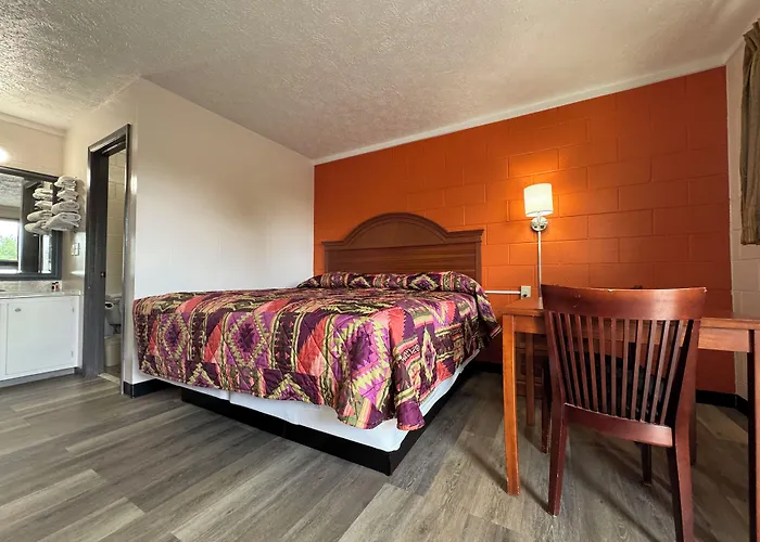 Economy Inn