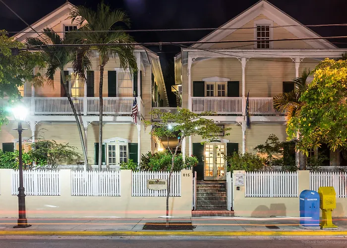 Duval House - Adult Only