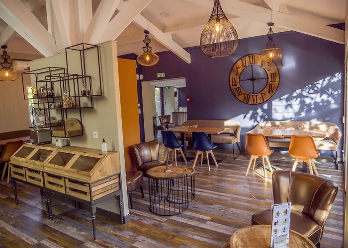 Logis Hotel Uzes Pont Du Gard