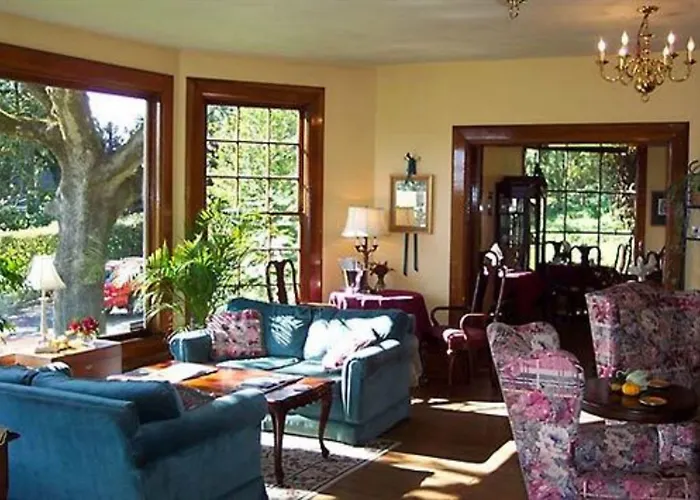 The Campbell House Inn