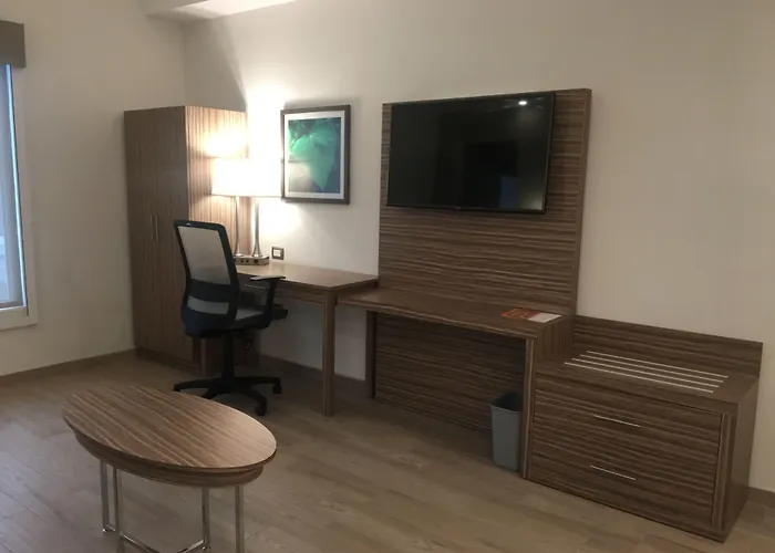 Wyndham Garden Monterrey Valle Real